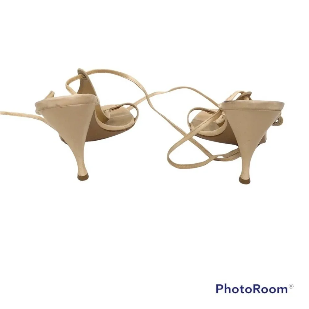 Borgo Degli Ulivi tan t strap harness self tie heels